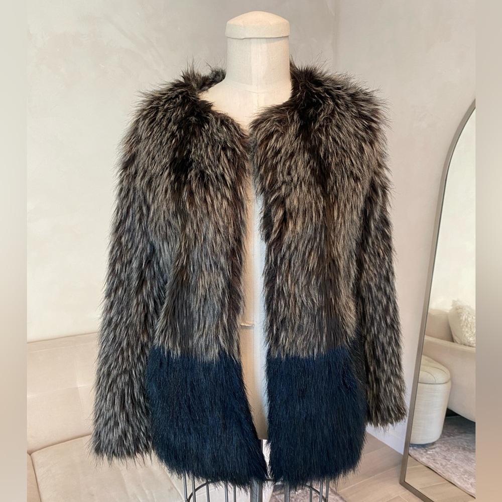FAUX FUR GREY GRAY JACKET SMALL